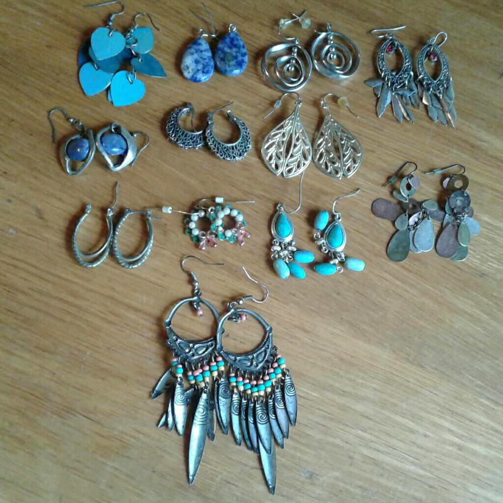 12 pairs of Earrings